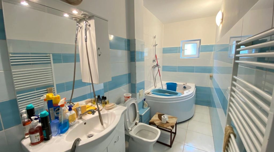 Oferta Casa de vanzare, 4 camere, 140 mp, Bucium,  LIDL Bucium imagine 13