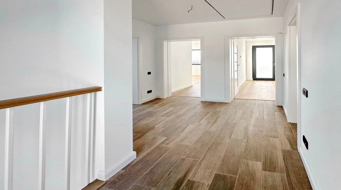 Oferta De vanzare casa, 4 camere, 120 mp, Miroslava,  Alin Automobile imagine 19