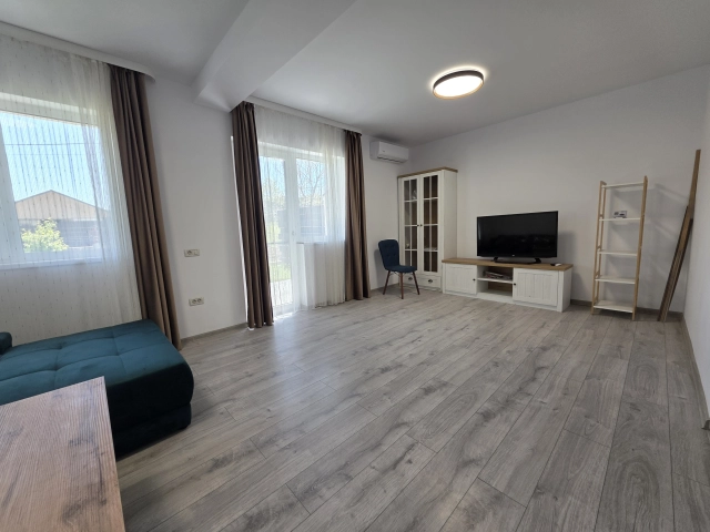 Apartament 4 camere - Bucium