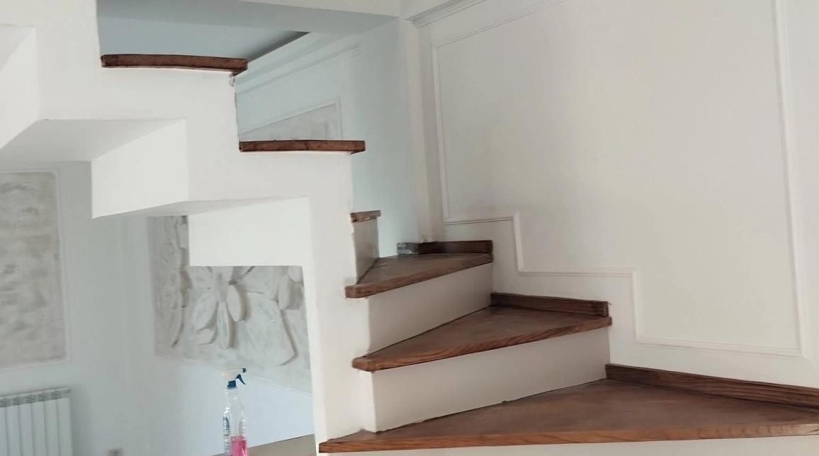 Oferta De vanzare casa, 4 camere, 155 mp, Est,   Deal Pietricica imagine 9