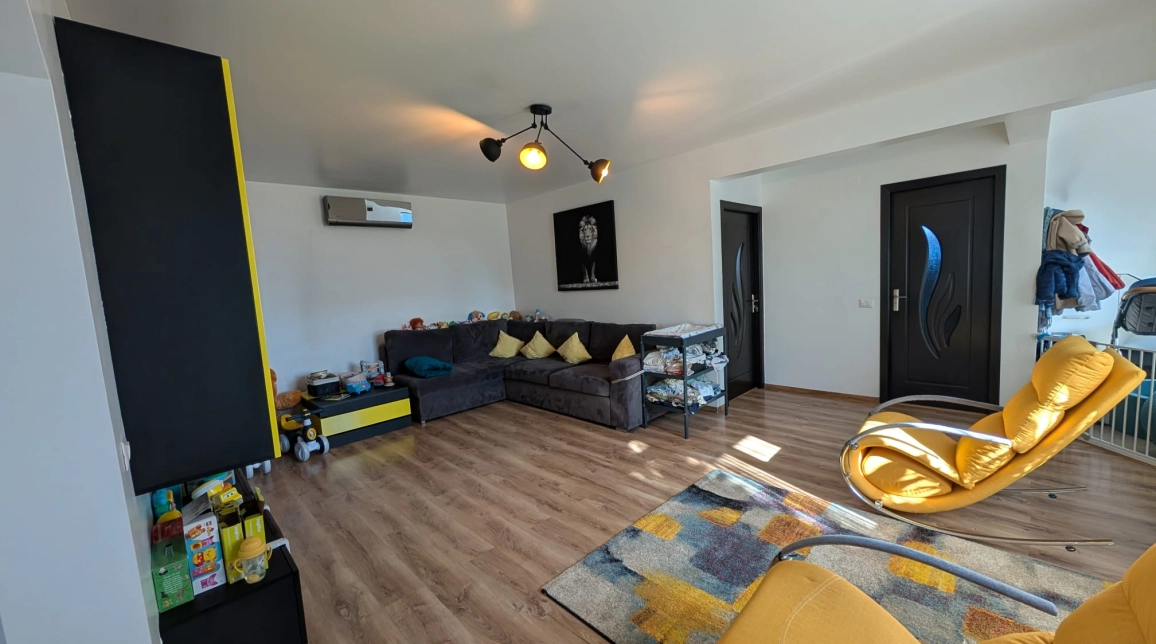Oferta Casa, 4 camere , 105 mp, Lunca Cetatuii, de vanzare,  dupa profi imagine 1