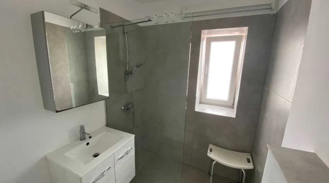 Oferta Pacurari apartament 35 mp, 2 camere, open-space, de inchiriat,  Aplha Bank imagine 9