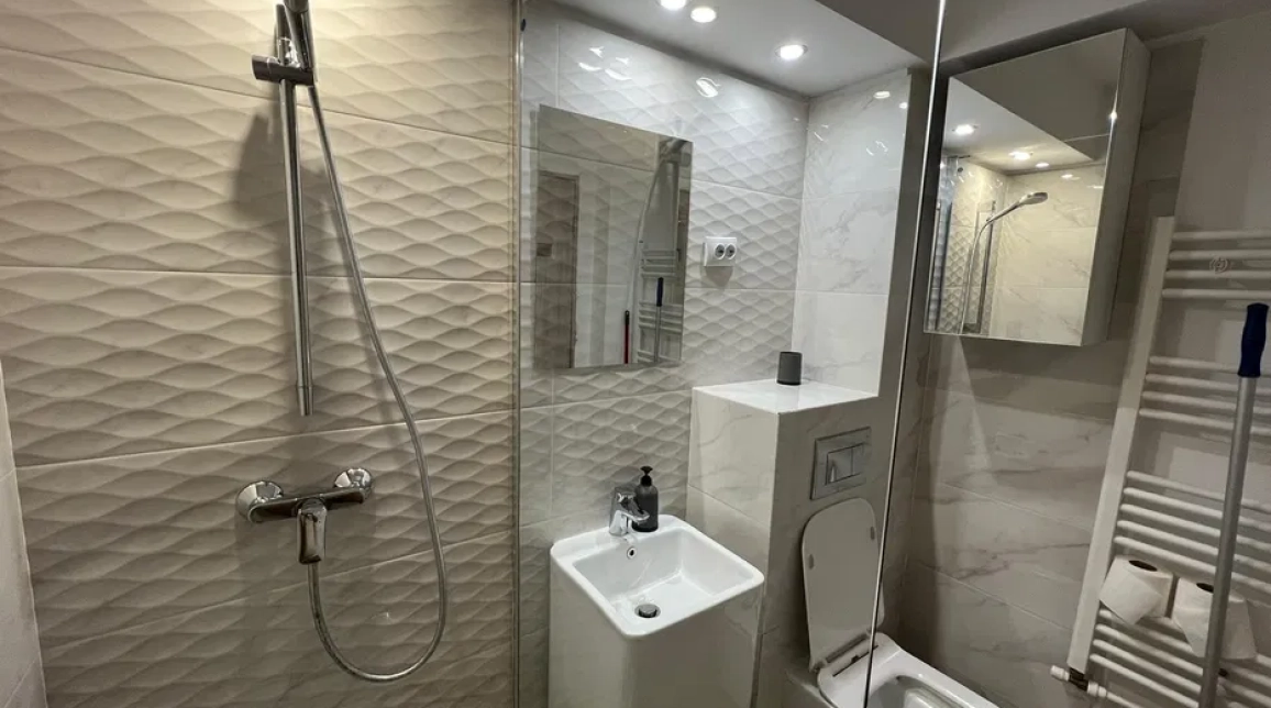 Oferta Tatarasi apartament 35 mp, 1 camera, decomandat, de inchiriat,  Doi Baieti imagine 5