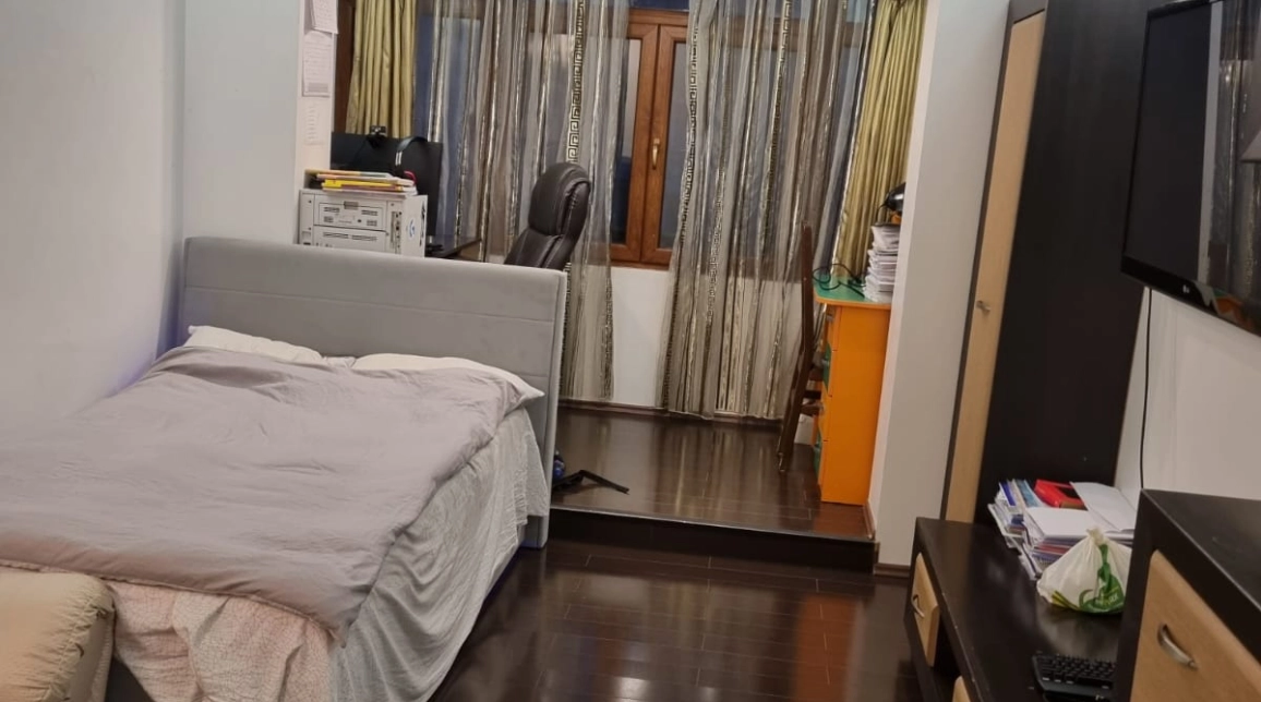 Oferta Apartament, 3 camere semidecomandat, 65 mp, Podu Ros, de vanzare,  sens giratoriu imagine 4