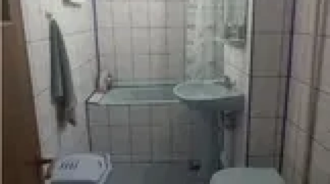 Oferta 5 camere, decomandat, 104 mp, de vanzare apartament in zona Central imagine 5