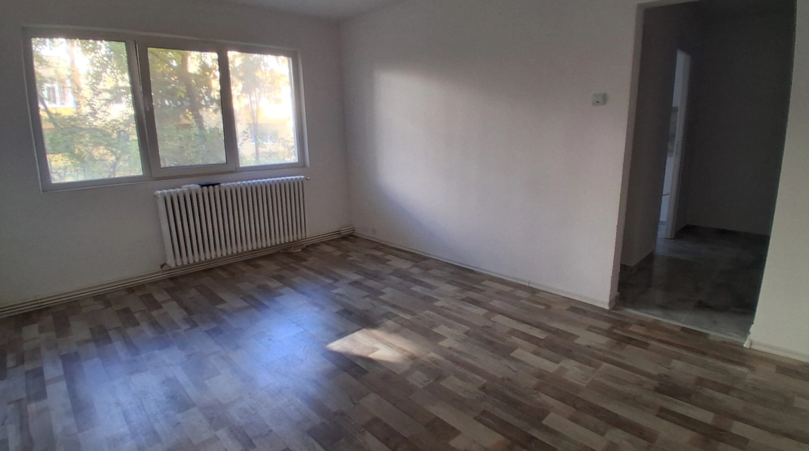 Oferta Podu Ros apartament 50 mp, 2 camere, semidecomandat, de vanzare,  Scoala Titu Maiorescu imagine 4