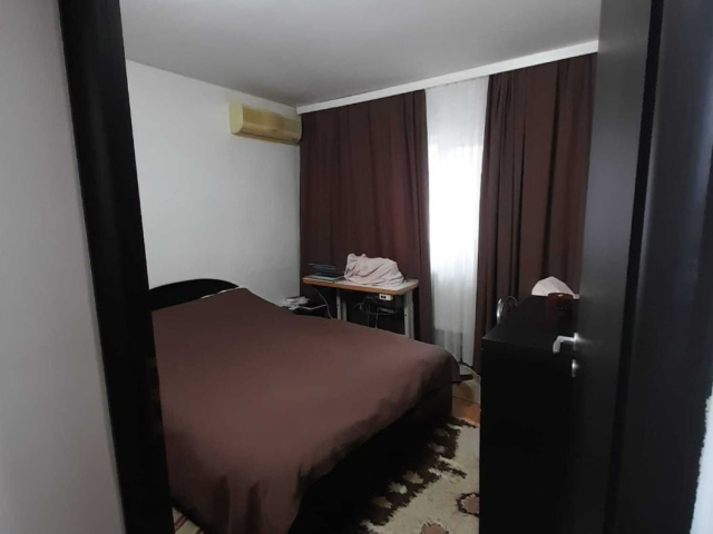 3 camere,  semidecomandat,  53 mp, de vanzare apartament in zona Dacia,  (Bicaz) 162073