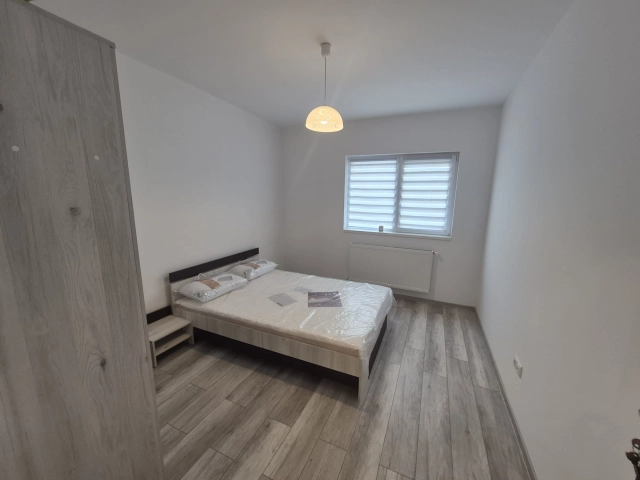 Apartament 3 camere - Rediu