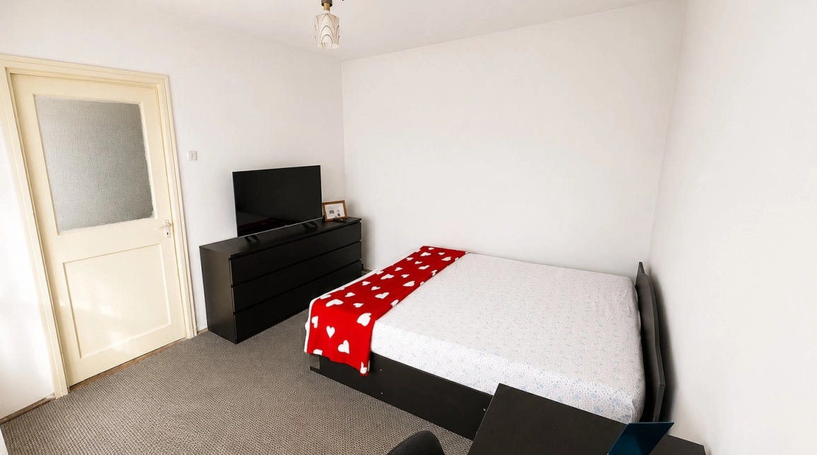 Oferta Apartament de vanzare, 3 camere, semidecomandat, 65 mp, Podu Ros,  Sensul Giratoriu imagine 4