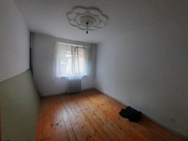 De vanzare apartament, 2 camere,  semidecomandat,  43 mp, Darmanesti,  (Adridan / Dispensar) 162887