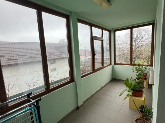 Apartament 4 camere - Valea Ursului
