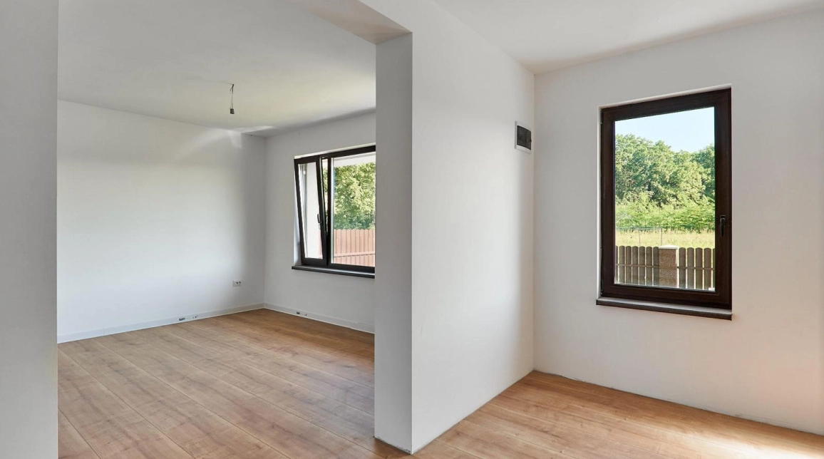 Oferta 4 camere, 121 mp, de vanzare casa in zona Valea Ursului,   imagine 2