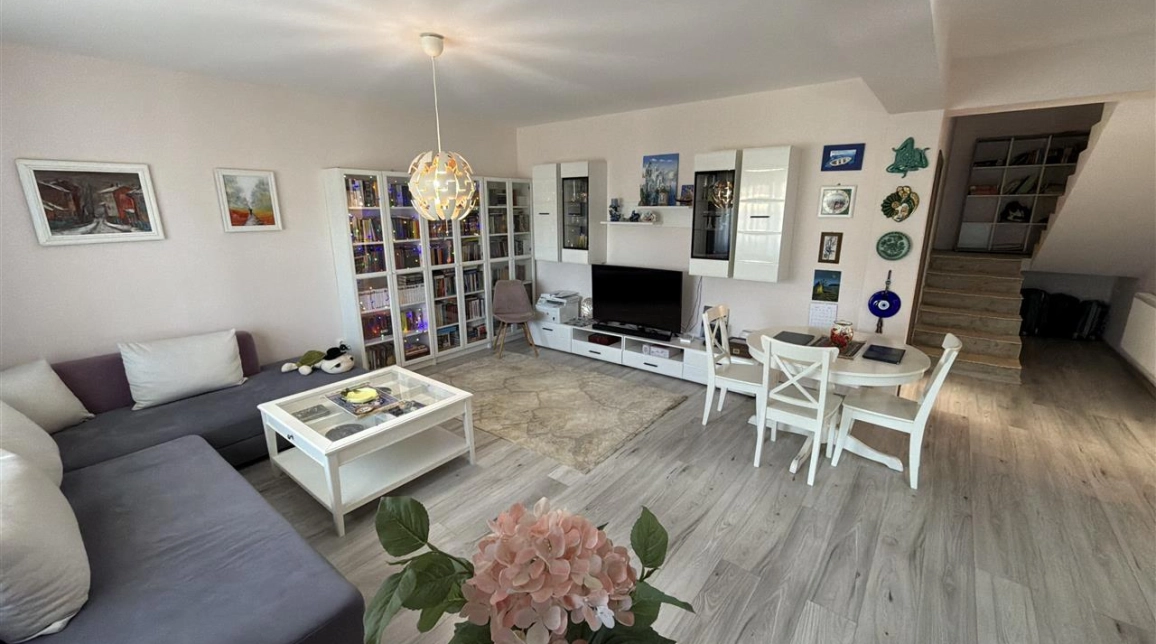 Oferta 3 camere, 94 mp, de vanzare casa in zona Tomesti,  inainte de biserica imagine 13