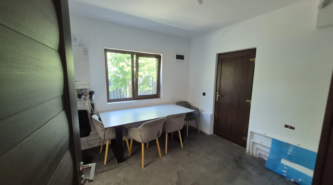 Oferta Casa, 5 camere , 148 mp, Valea Adanca, de vanzare,  5 drumuri imagine 5