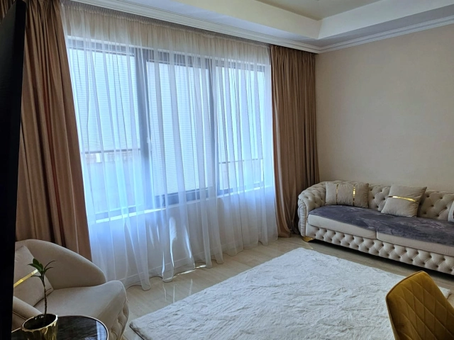 Apartament 3 camere - Tatarasi