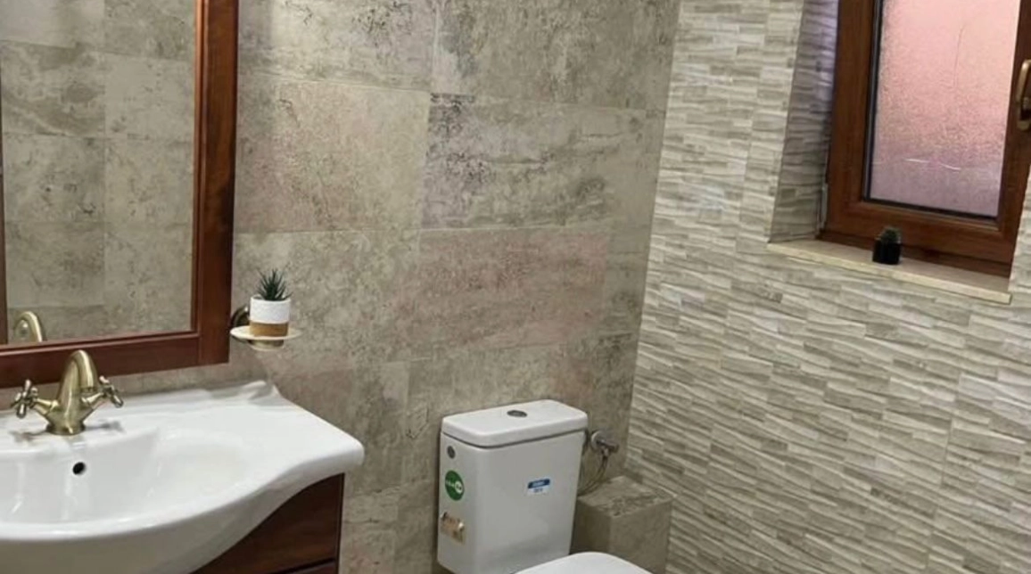 Oferta 5 camere, 111 mp, de vanzare casa in zona Miroslava,  dupa Lidal Miroslava imagine 1