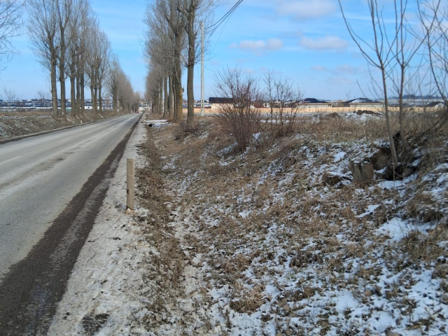 Teren  Valea Ursului inainte de ferma Liliac 600mp  161443