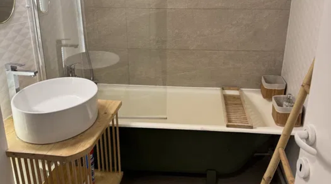 Oferta 2 camere, semidecomandat, 38 mp, de inchiriat apartament in zona Tatarasi,  Mega Image imagine 1