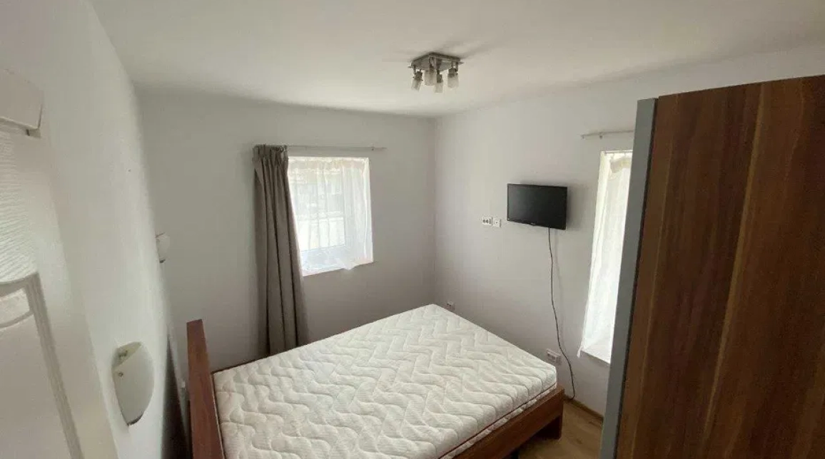 Oferta Pacurari apartament 35 mp, 2 camere, open-space, de inchiriat,  Aplha Bank imagine 2