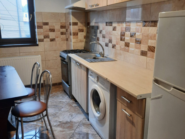 Central apartament  45 mp, 2 camere,  semidecomandat, de inchiriat,  (Pallas Campus ) 162469