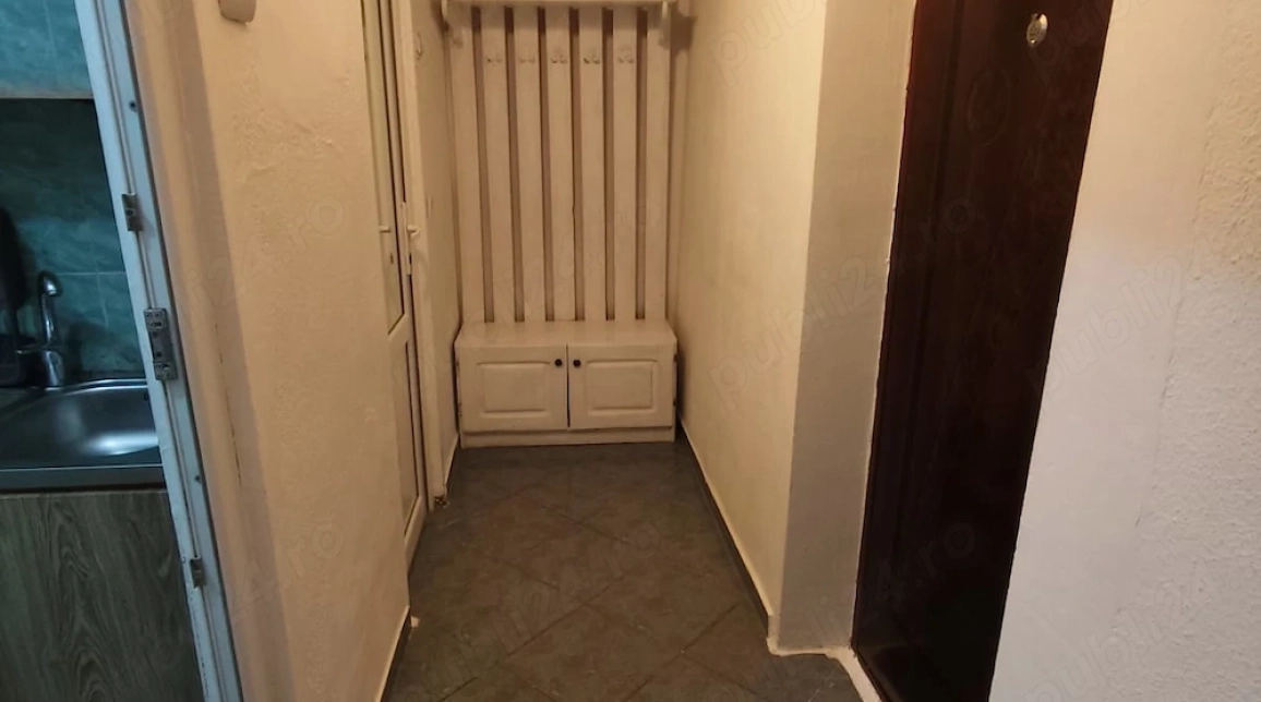 Oferta Apartament, 1 camera decomandat, 37 mp, Centru, de inchiriat,  Banca Comerciala (sucursala Stefan Cel Mare) imagine 4
