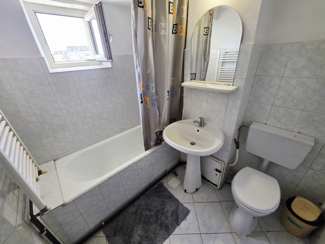 Apartament 2 camere - Alexandru cel Bun