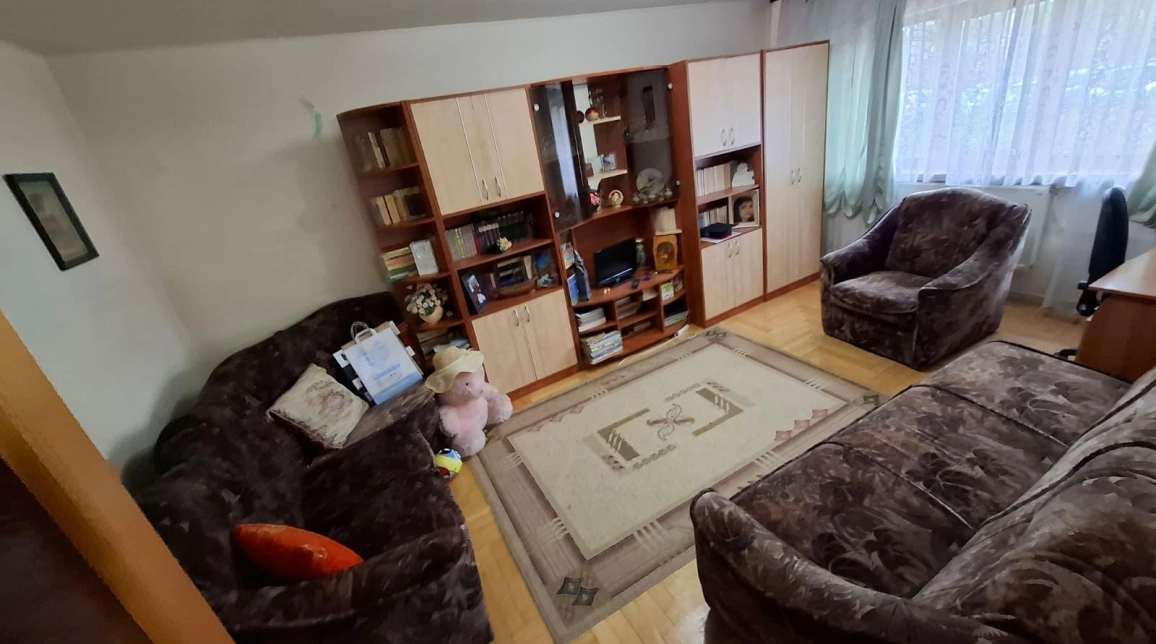 Oferta 3 camere, semidecomandat, 60 mp, de vanzare apartament in zona Nicolina,  Nicolina 2 imagine 12