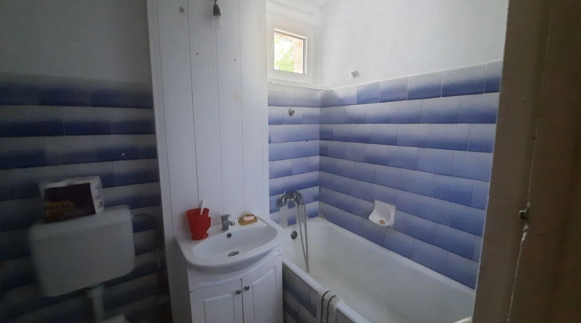 Oferta De vanzare apartament, 2 camere, semidecomandat, 43 mp, Darmanesti,  Adridan / Dispensar imagine 4