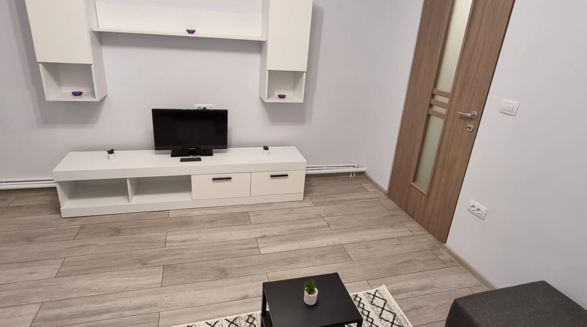 Oferta Apartament, 1 camera semidecomandat, 23 mp, Nicolina, de vanzare,  Gara Nicolina imagine 1