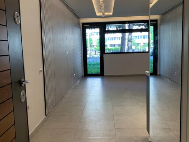 Spatiu comercial Central Unic 26mp  162550
