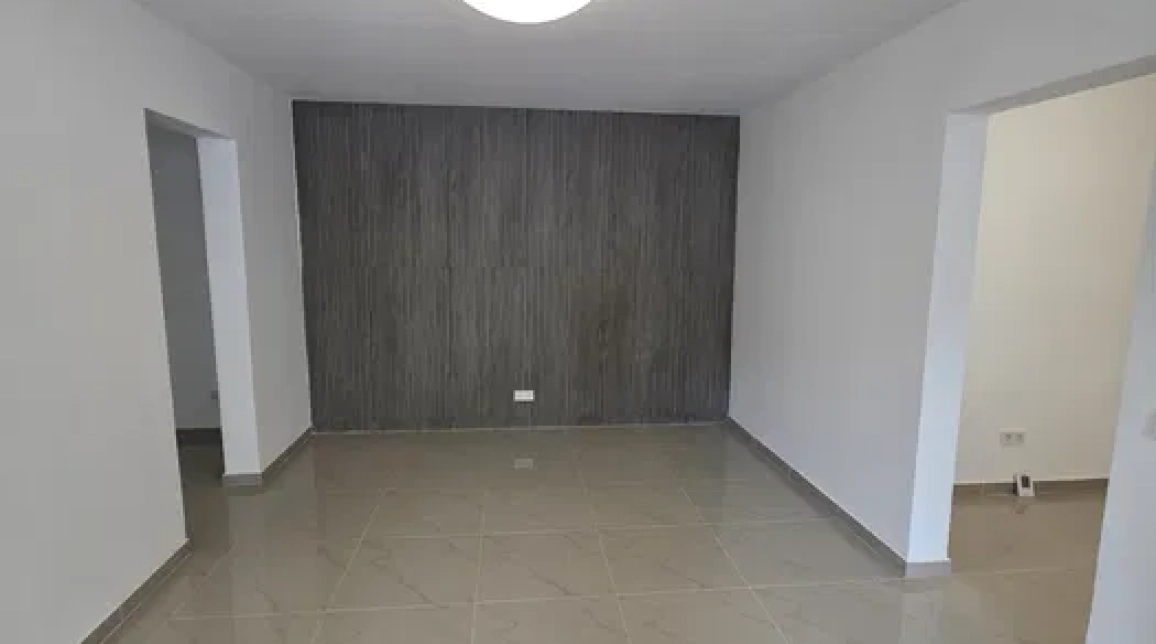 Oferta Spatiu comercial de inchiriat Calea Romanului Poparlan 55mp  imagine 1