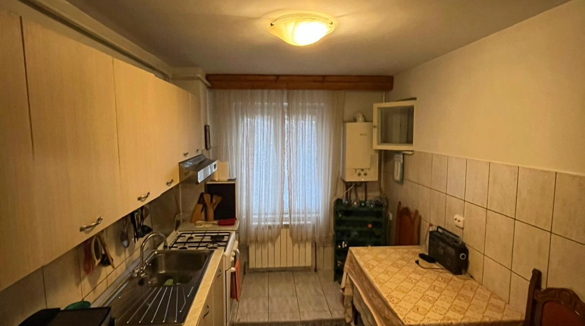 Oferta Apartament de vanzare, 3 camere, decomandat, 86 mp, Central,  Staro / Orhei imagine 5