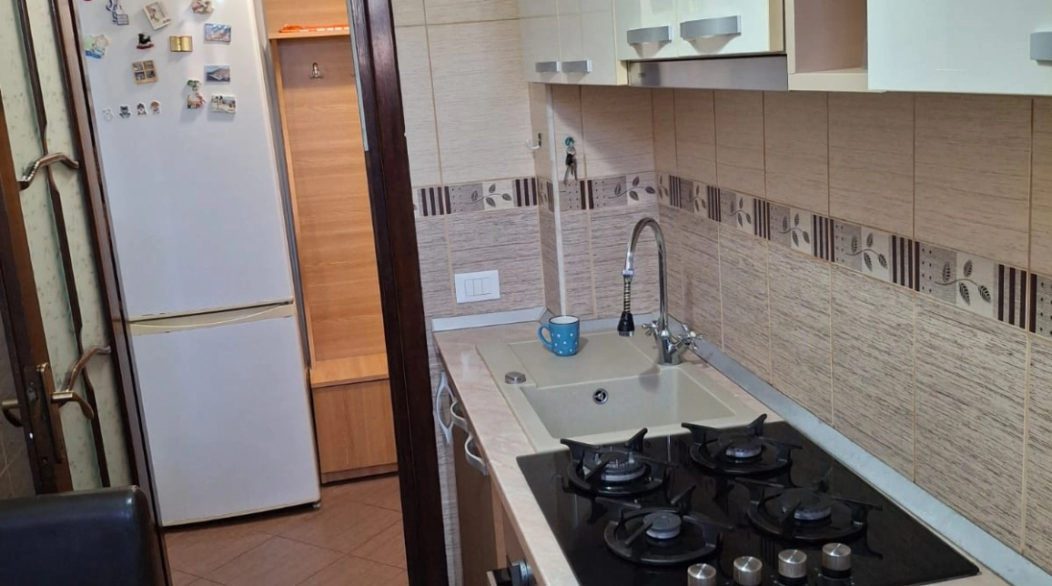 Oferta 2 camere, semidecomandat, 50 mp, de vanzare apartament in zona Darmanesti,  Troita imagine 6