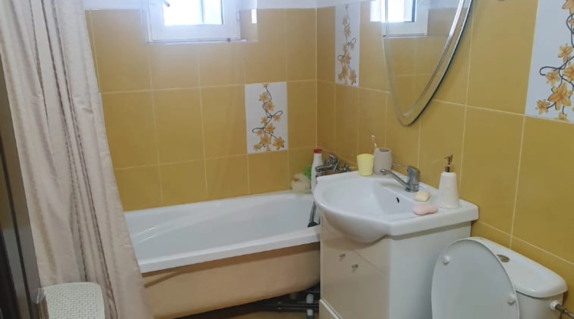 Oferta Apartament, 3 camere decomandat, 72 mp, Nicolina, de vanzare,  PRIMA STATIE, NICOLINA 2 imagine 7