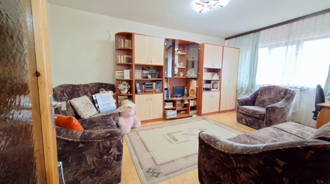 Oferta 3 camere, semidecomandat, 60 mp, de vanzare apartament in zona Nicolina,  Nicolina 2 imagine 11