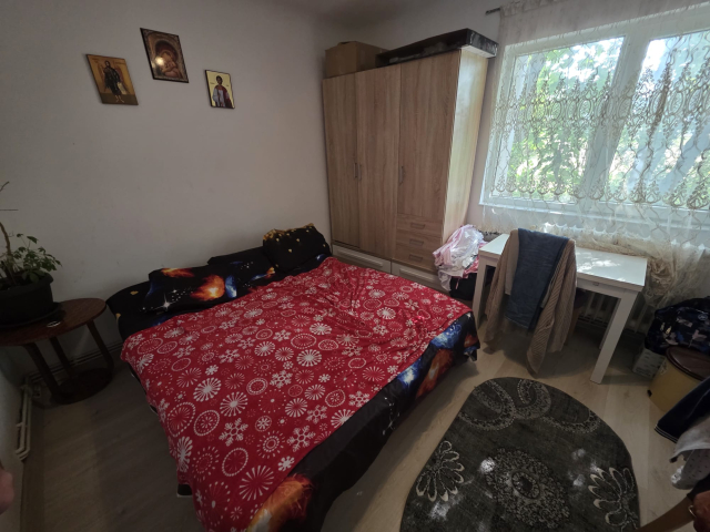 Apartament de vanzare, 2 camere,  decomandat,  38 mp, Alexandru cel Bun,  (Liceul Miron Costin) 163325