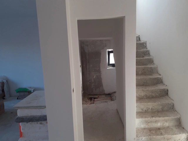 Apartament 4 camere - Valea Lupului