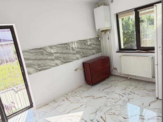 4 camere,  110mp, de vanzare vila in zona Popas Pacurari,  (mai sus de Lucian Blaga) 163013