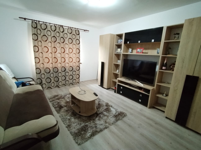 Apartament nou, 2 camere  decomandat,  55 mp, Valea Lupului, de inchiriat,  (Penny Market) 154656