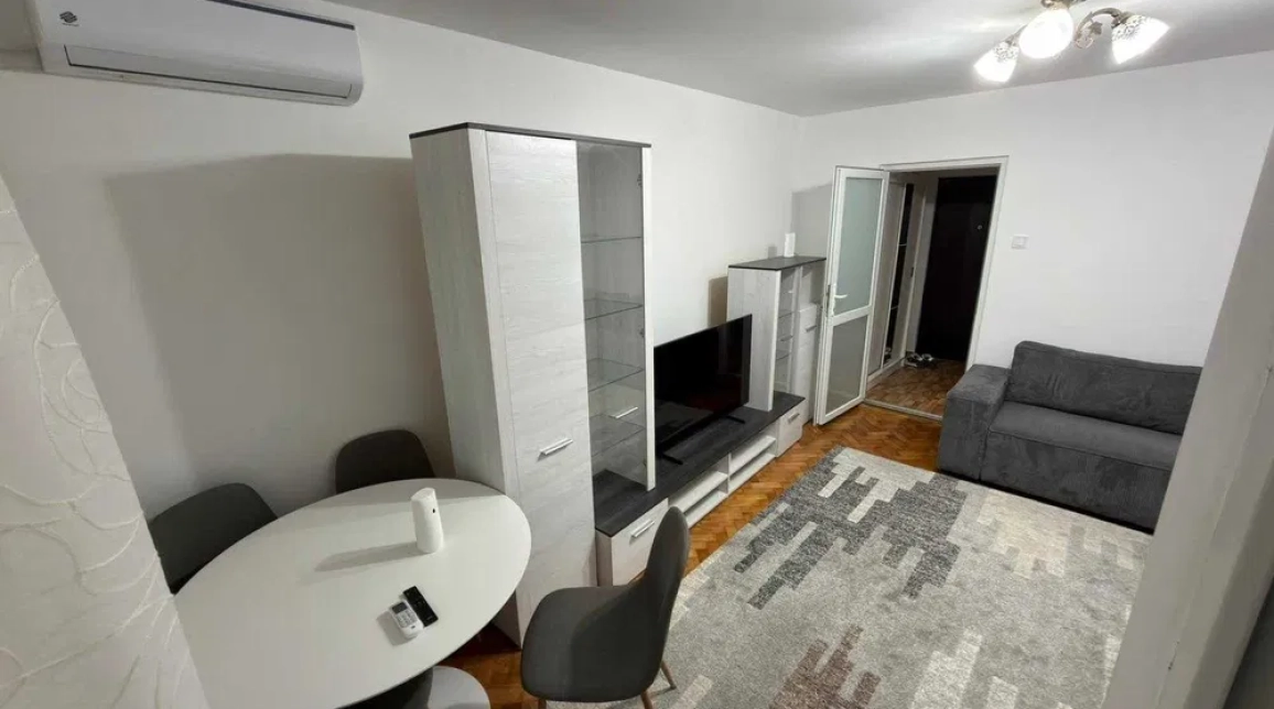 Oferta 1 camera, decomandat, 32 mp, de inchiriat apartament in zona Tatarasi,  Piata 2 baieti imagine 1
