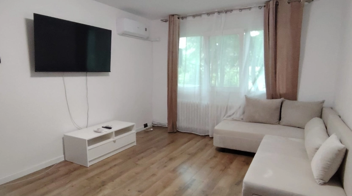 Oferta Podu Ros apartament 45 mp, 2 camere, semidecomandat, de inchiriat,  Cantemir imagine 4