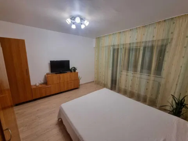 Apartament de inchiriat, 1 camera,  decomandat,  40 mp, CUG,  (Selgros) 162795