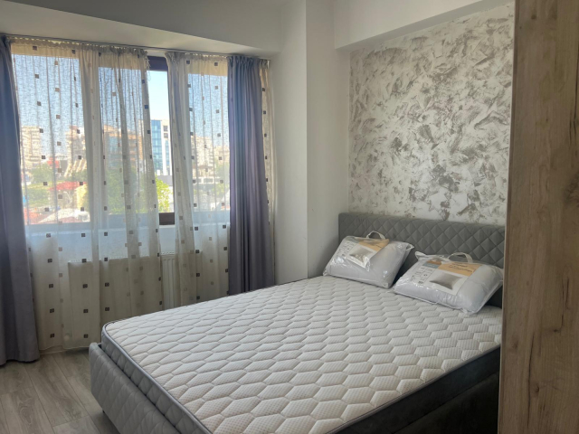 Apartament nou de inchiriat, 3 camere,  open-space,  55 mp, Centru,  (Pallas Mall) 162815