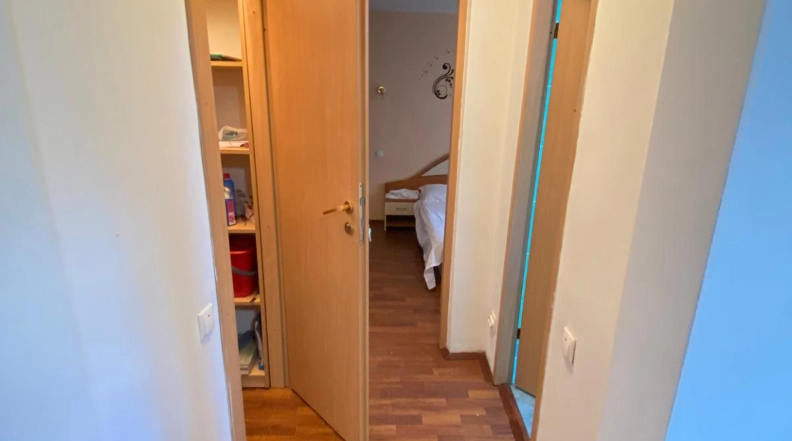 Oferta De vanzare apartament, 3 camere, semidecomandat, 66 mp, Podu Ros,  Bld Socola imagine 10