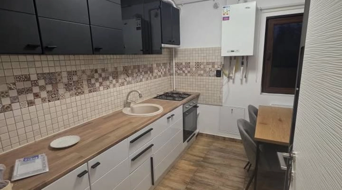 Oferta Nicolina apartament nou 46 mp, 2 camere, decomandat, de vanzare,  Complex rezidential pe Al.Strugurilor imagine 1