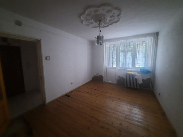 De vanzare apartament, 2 camere,  semidecomandat,  43 mp, Darmanesti,  (Adridan / Dispensar) 162887