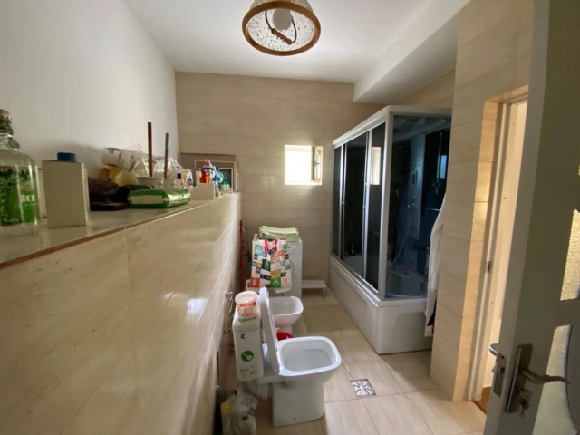 Apartament 4 camere - Bucium