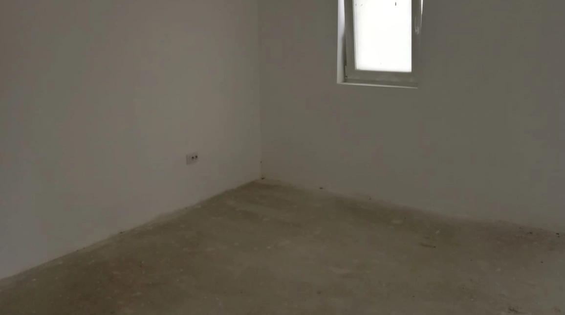 Oferta Casa de vanzare, 5 camere, 148 mp, Miroslava,  In spate la primarie imagine 1