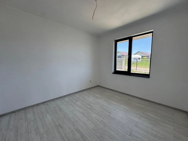 Apartament 4 camere - Valea Adanca