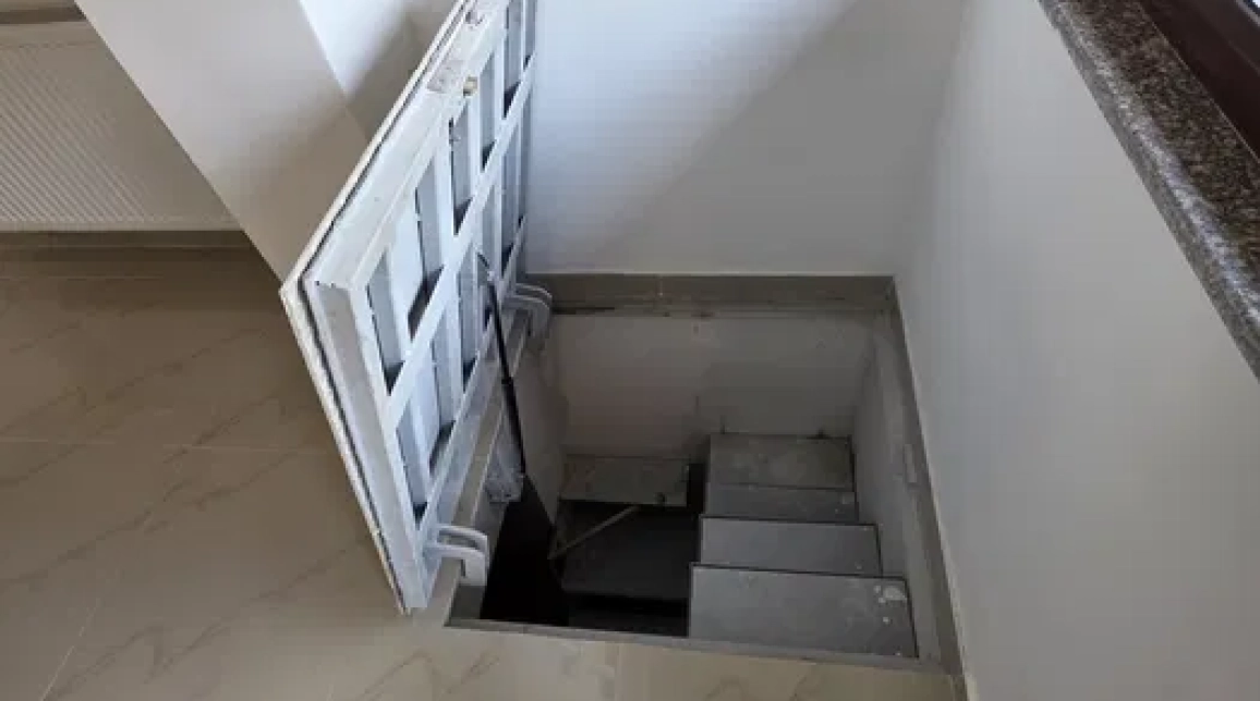 Oferta Spatiu comercial de inchiriat Calea Romanului Poparlan 55mp  imagine 5
